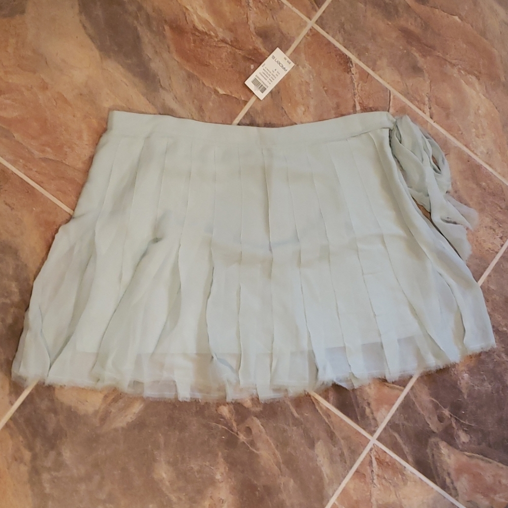 NWT Arden B skirt